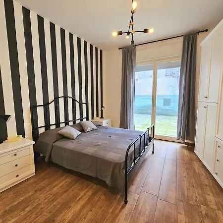 La Tana Del Dolcetto, Con Terrazzo * Dogliani